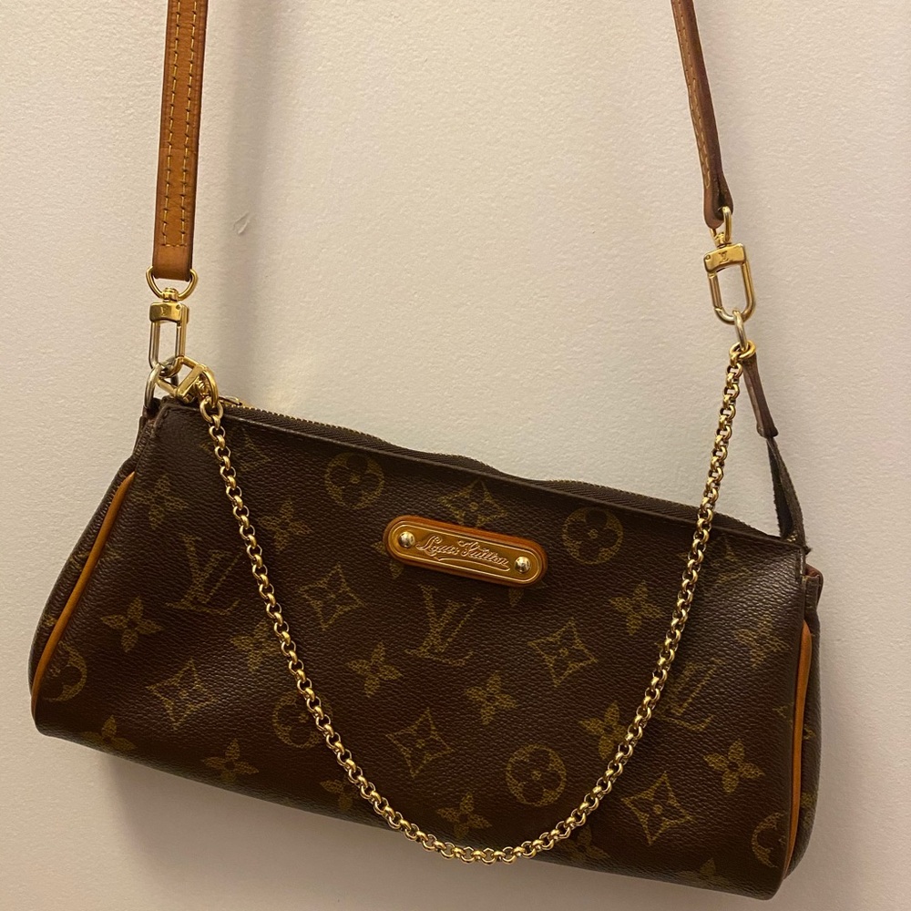 Louis Vuitton Eva Clutch Monogram
